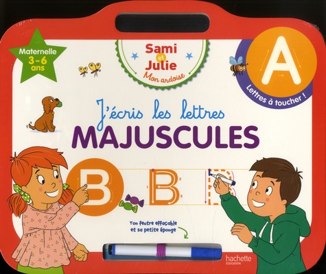 J'écris les lettres majuscules. Avec un feutre effaçable